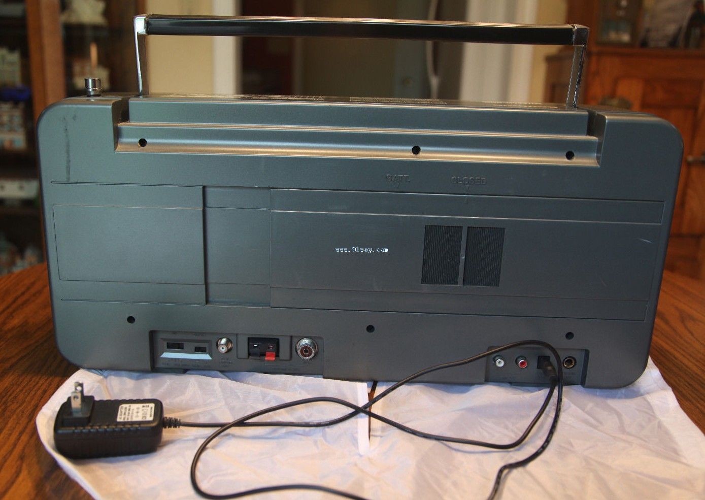 Grundig Satellit 800后面圖