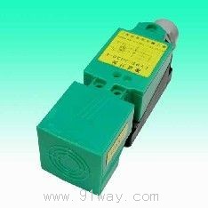 JG系列電感式接近開(kāi)關(guān)